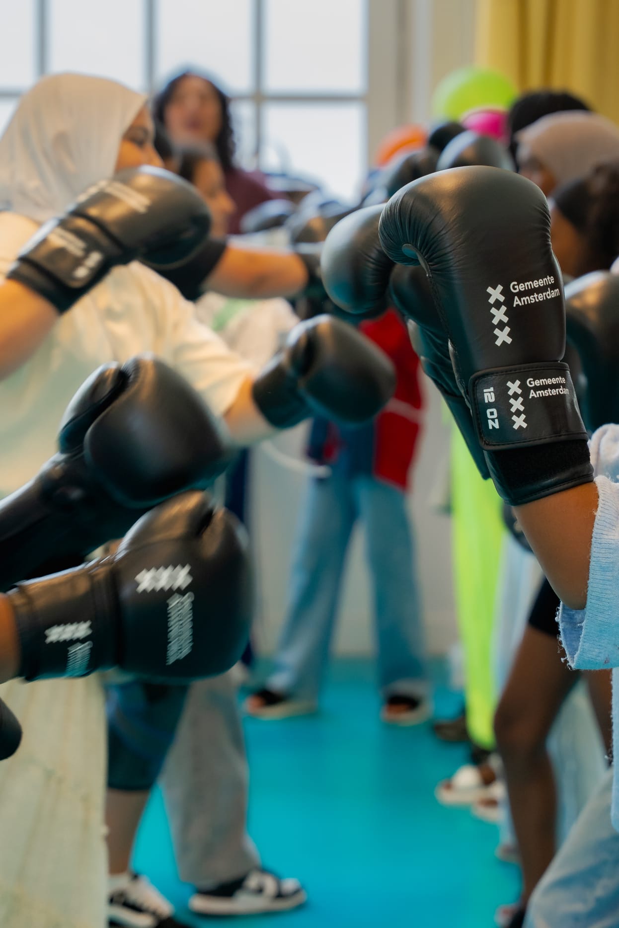 meiden trainen kickbox technieken